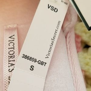 Victoria's Secret Shoes - Victoria's Secret Slippers Victoria's Secret Shoes - Victoria's Secret Slippers